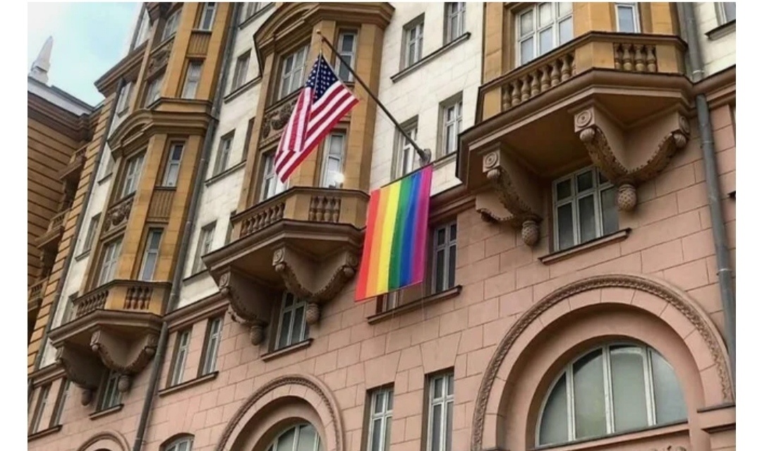 Источник: twimg.com