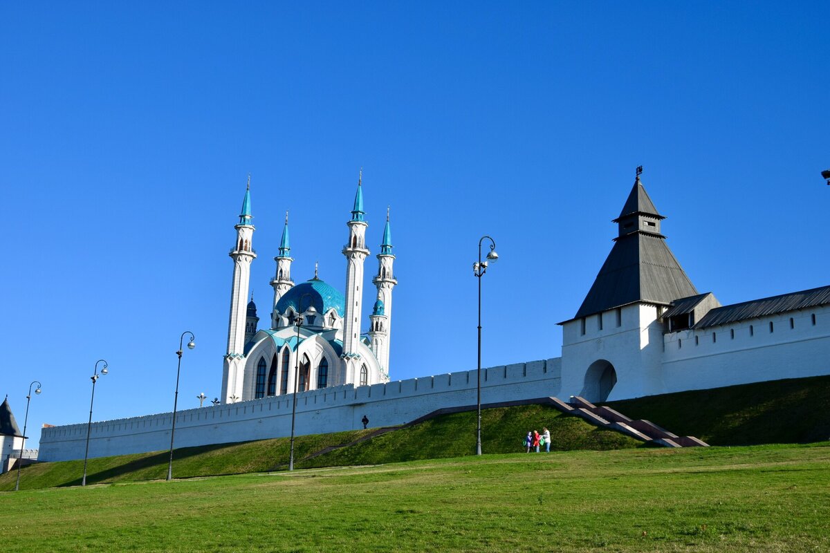 Казанский кремль и мечеть Кул-Шариф, Татарстан (автор фото @puteshestve_nika)