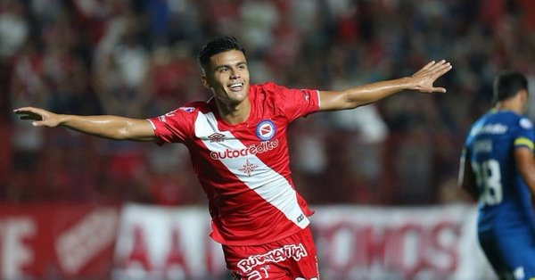 фото https://www.tycsports.com/liga-profesional-de-futbol/argentinos-rechazo-una-oferta-millonaria-por-vera--20200731.html