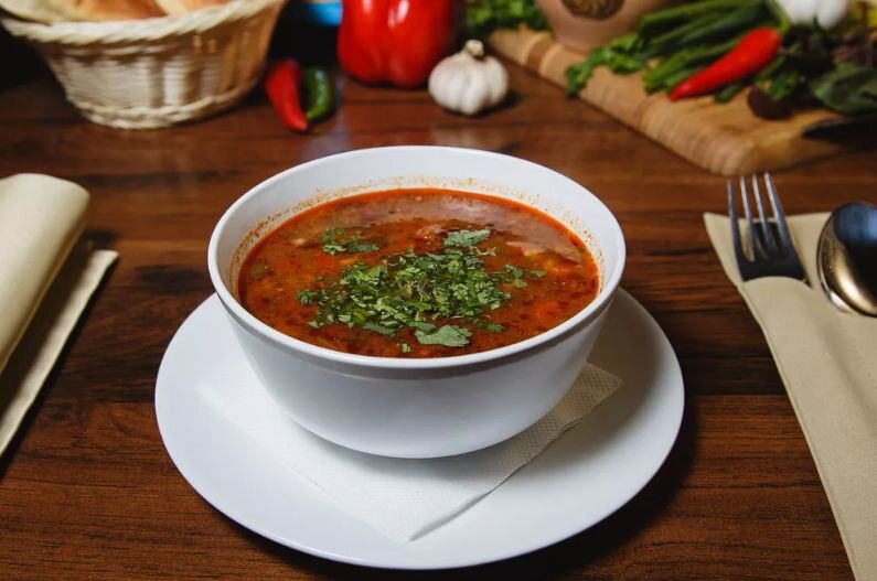 Харчо: вкуснейший грузинский суп и как его готовят в известных ресторанах