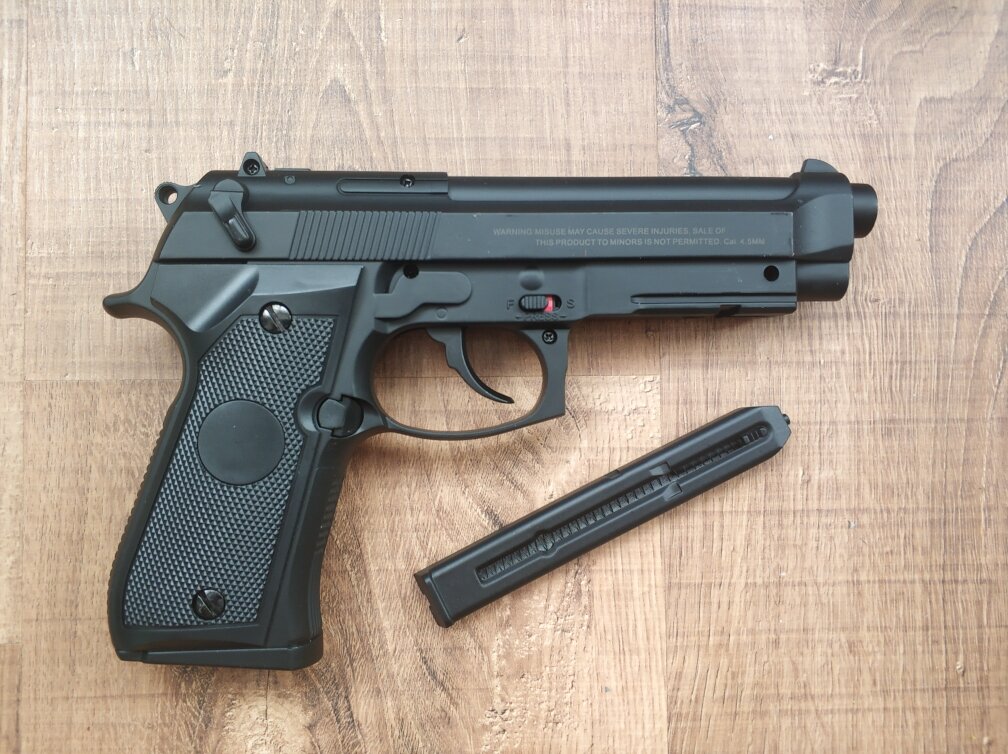 Пневматический пистолет Stalker S92PL