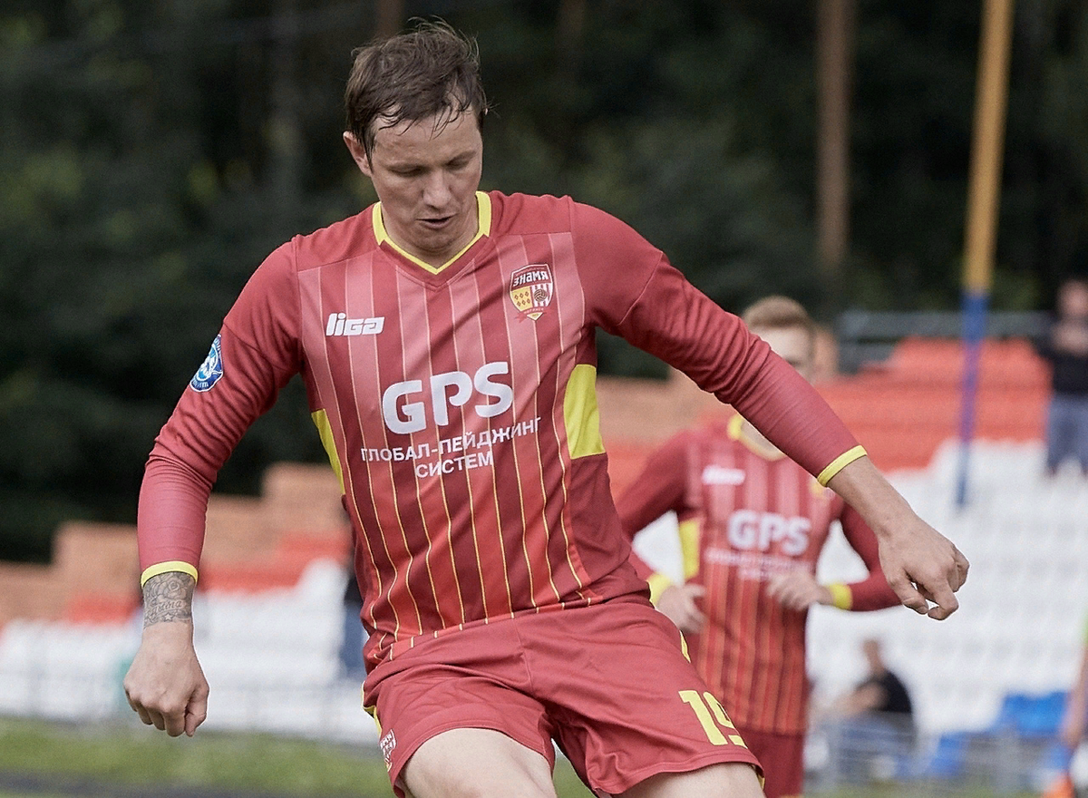 Роман Павлюченко в составе ФК "Знамя" Ногинск