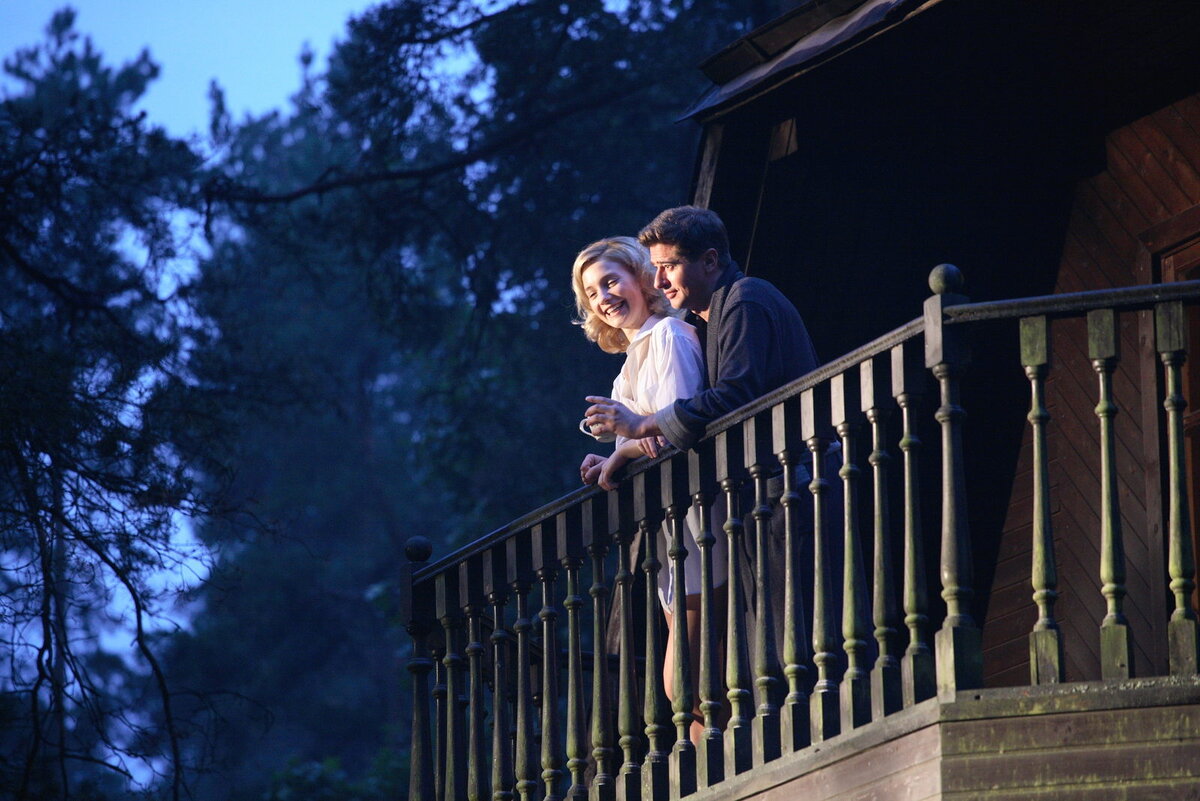 Кадр из сериала "Шпион №1" . Фото взято с сайта: kino-teatr.ru