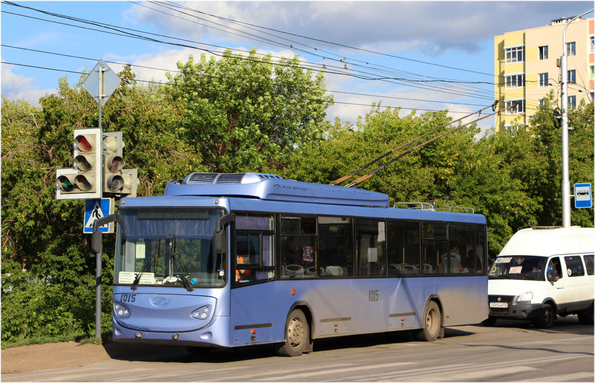 БТЗ-52763А на 3 маршруте в 2015 году. Автор фото: Archi. Источник - https://transphoto.org/