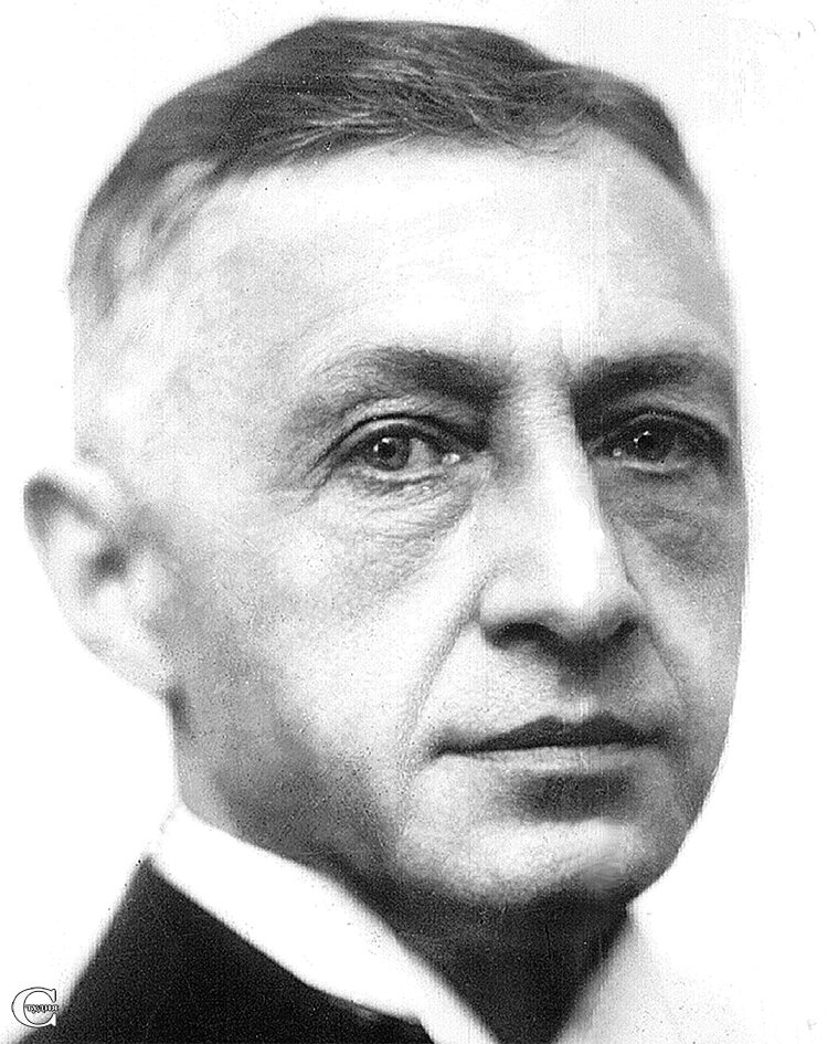 Иван Алексеевич Бунин (10 (22) октября 1870 года, Воронеж, Воронежская губерния, Российская империя — 8 ноября 1953, Париж, Франция), русский писатель, поэт и переводчик, лауреат Нобелевской премии по литературе 1933 года.