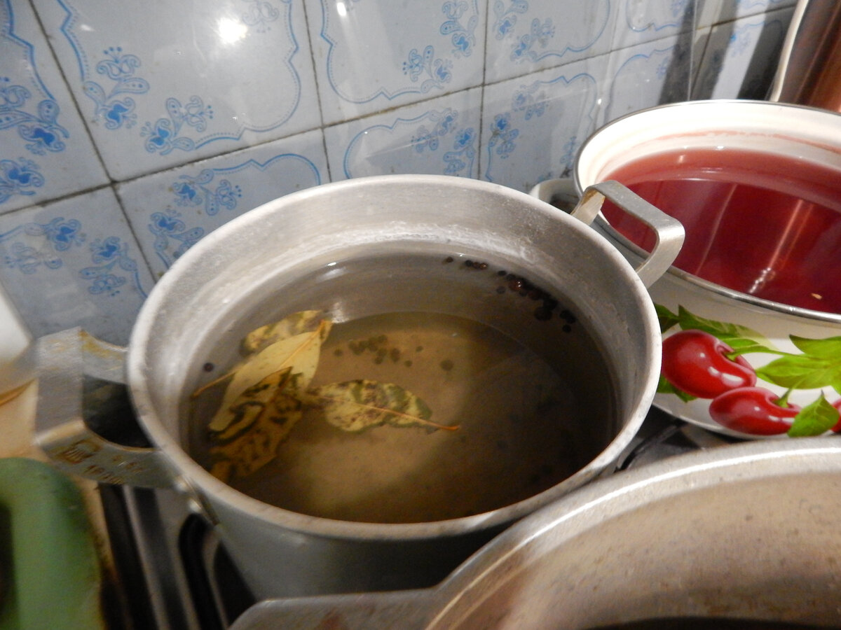 Так вот выглядит тузлук(рассол)