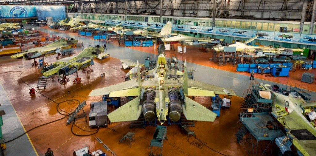 Авиационный завод в Самаре