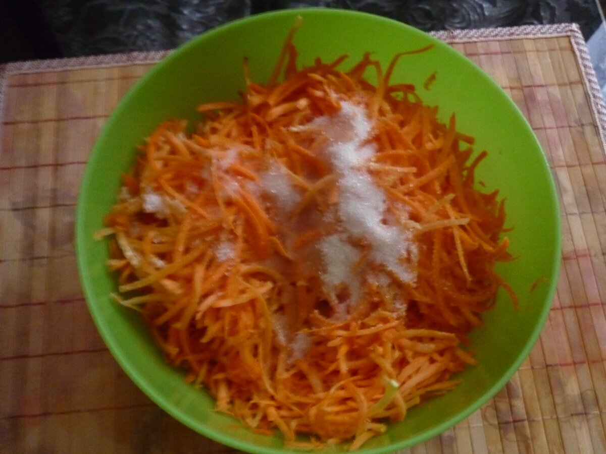 морковь с сахаром, солью и уксусом