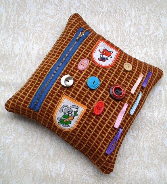 Детская подушка.