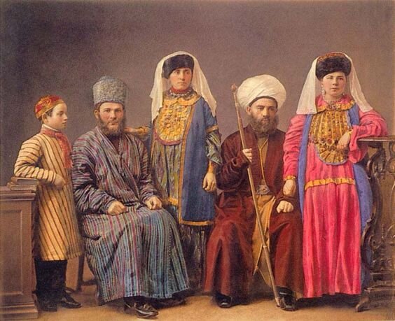 Зажиточная татарская семья. Кон. 19 - нач. 20 вв.
