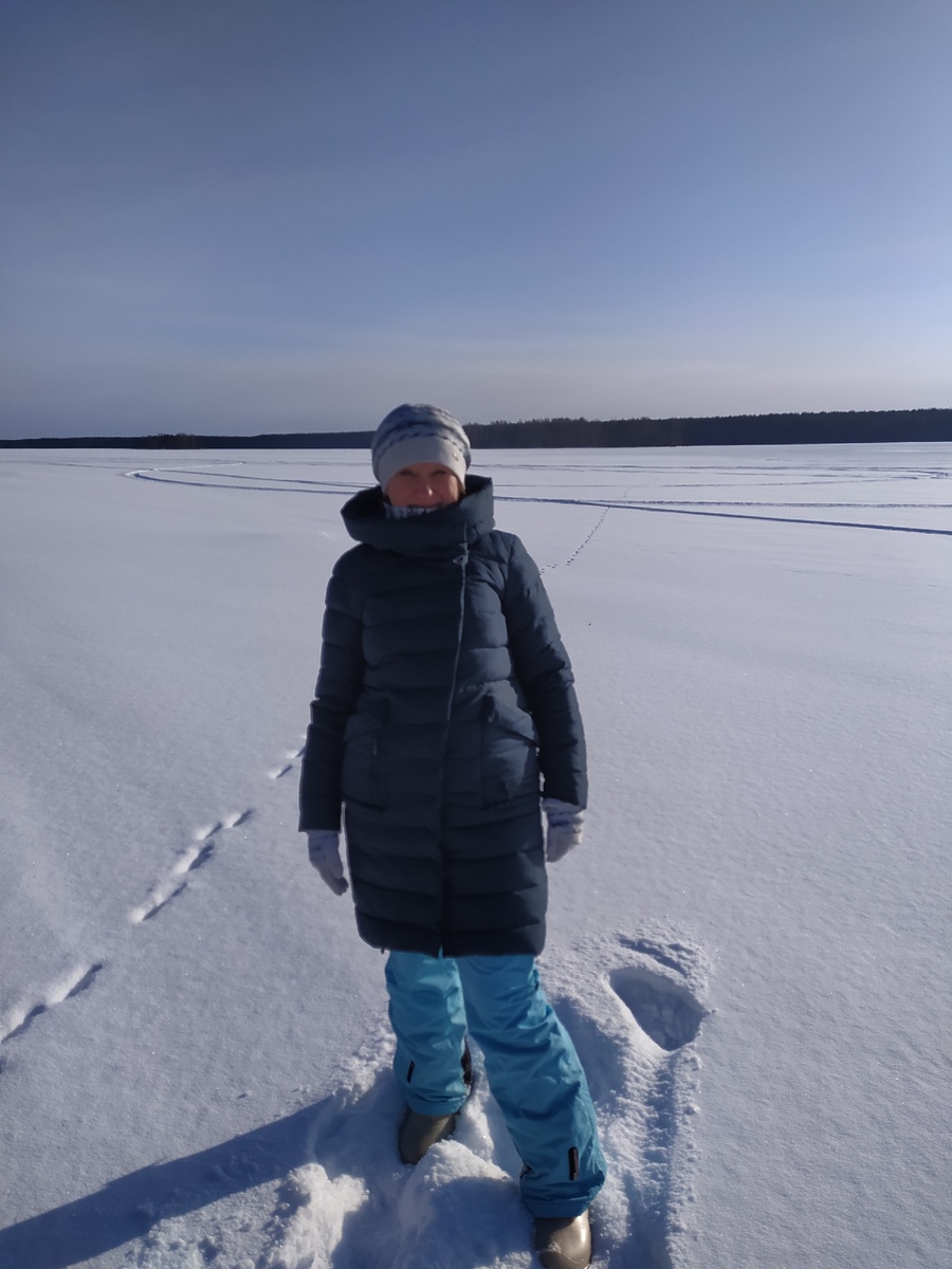 Погода выдалась морозная. На термометре -20)