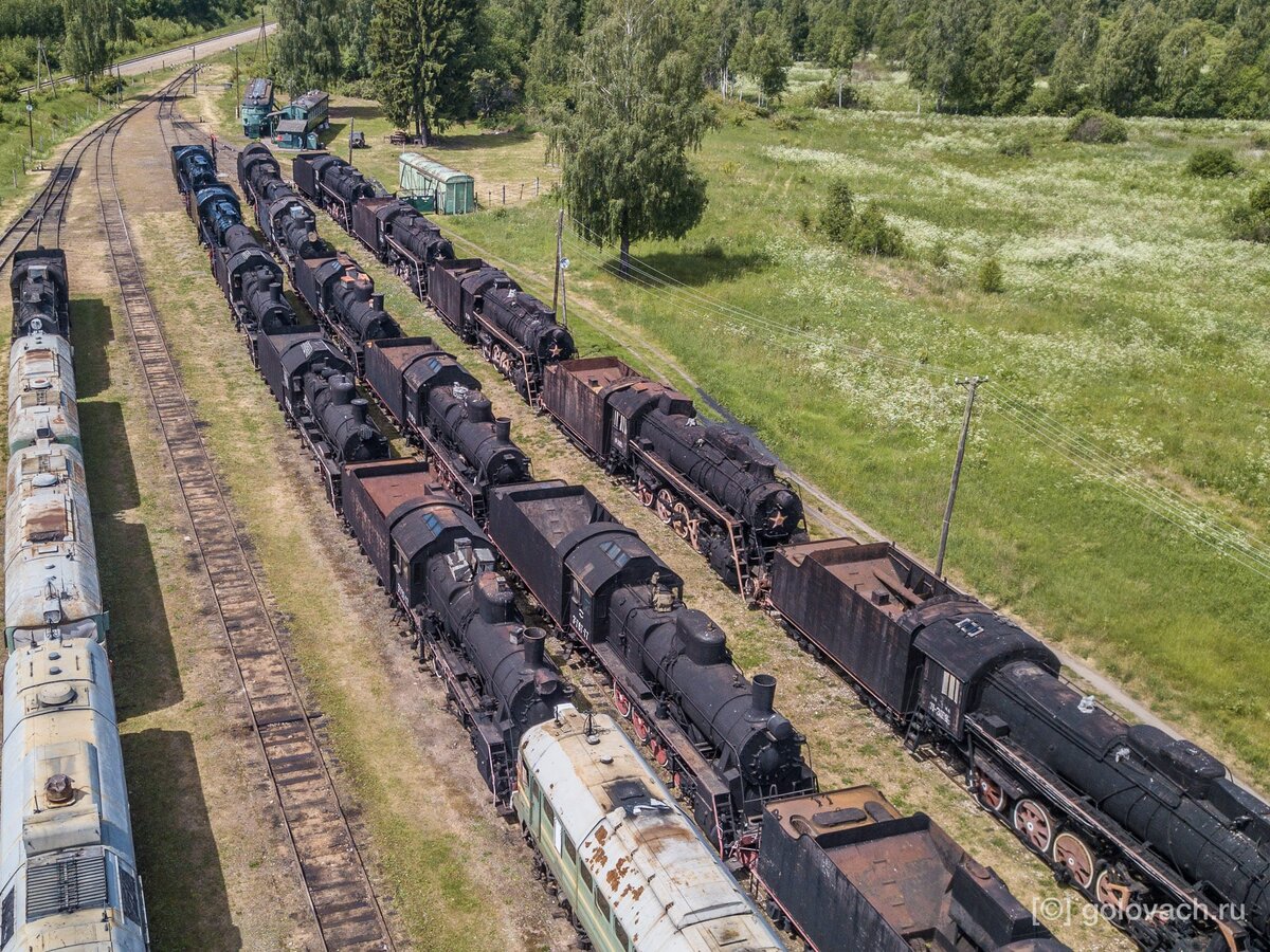 База запасов паровозов в Рославле-2, 2018 год, источник фото сайт burcevka.ru (перепечатка с  канала «Промышленный турист»)