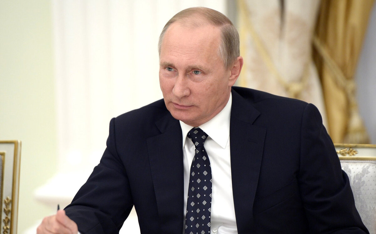 Владимир Путин на встрече с учителями. Источник: kremlin.ru