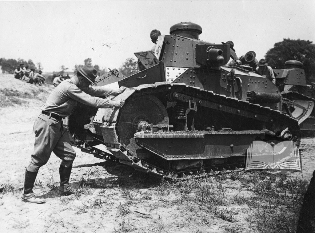 M1917 надолго стал основным танком американской армии. Правда, сами американские военные были этому факту не особо рады.