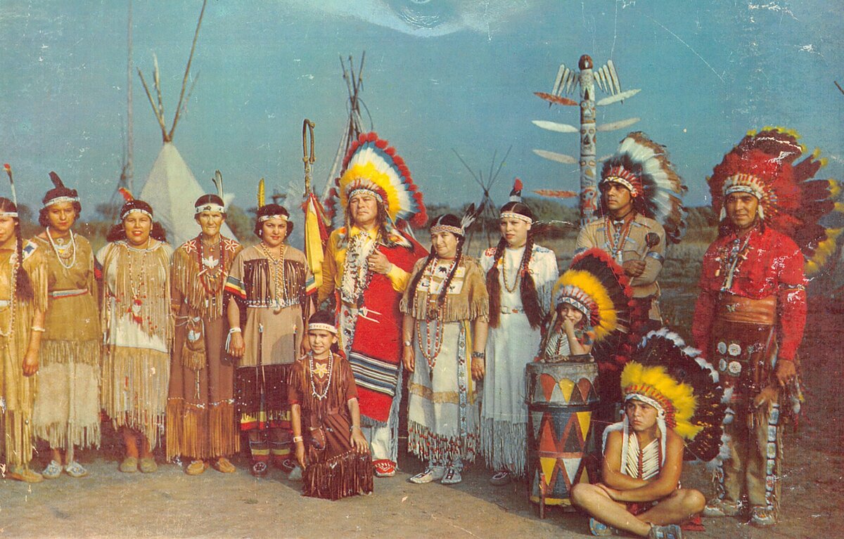 коренные жители канады