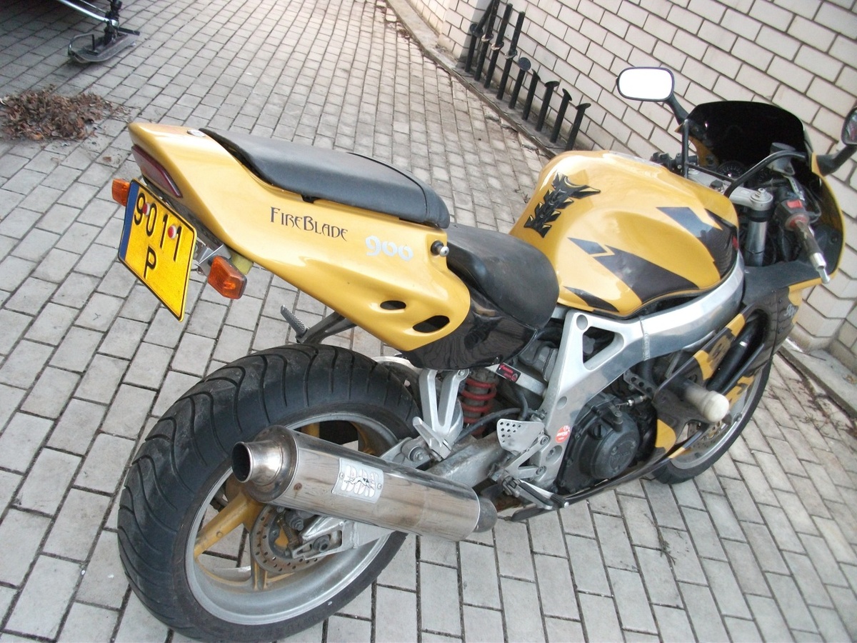 ХОНДА ФАЙЕРБЛЕЙД 929 RRT     приехал из  г.МАРСЕЛЬ (ФРАНЦИЯ) 