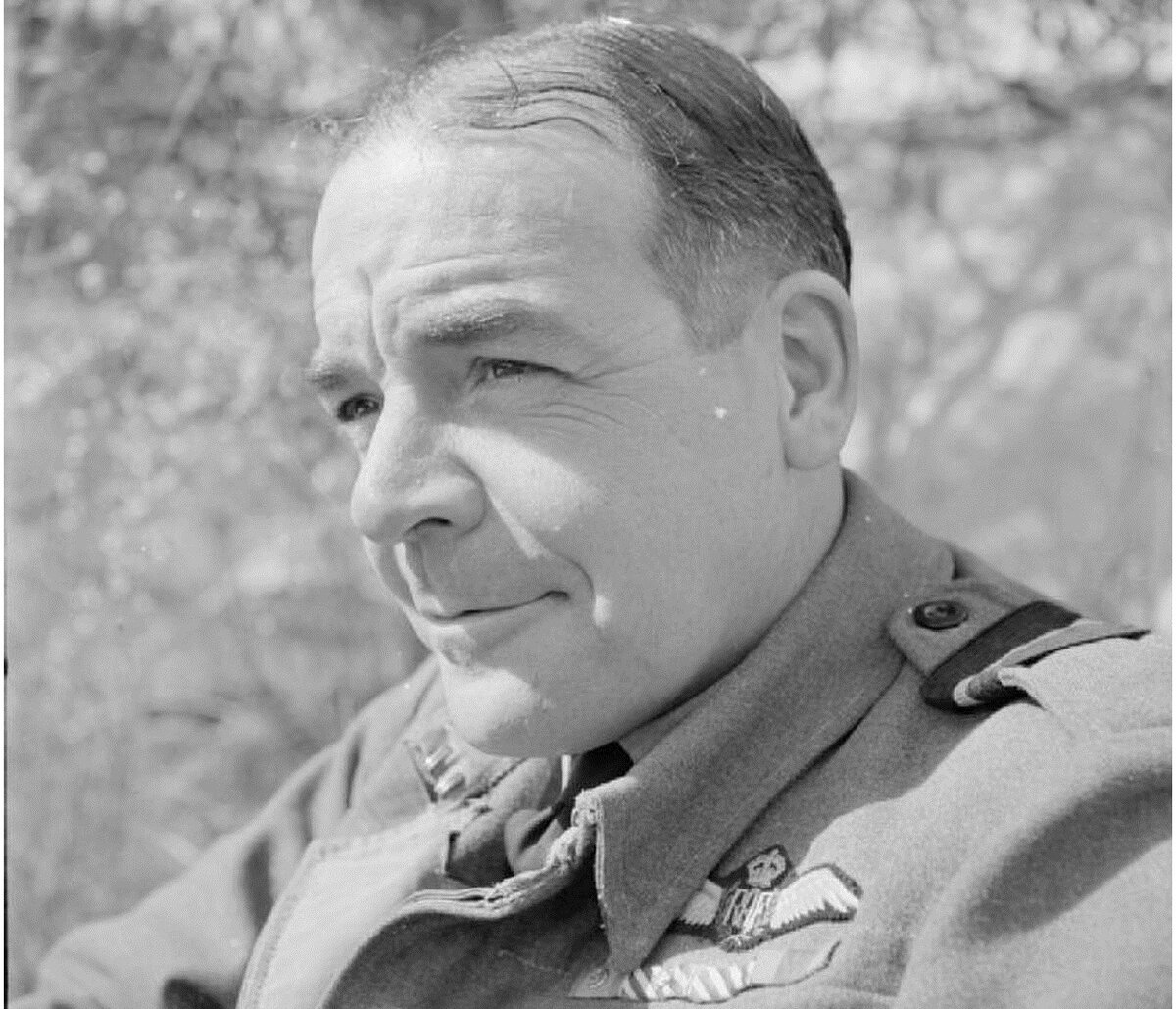 Гарри "Броуди" Бродхерст С 1957 года Сэр Гарри Бродхерст главный маршал авиации Великобритании. Летчик ас.