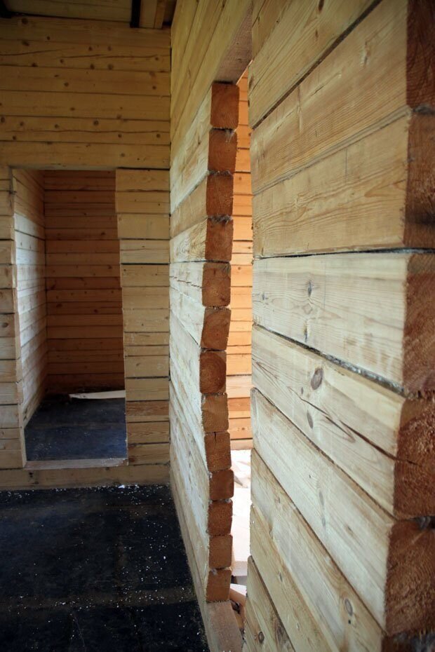 кривые стены из бруса