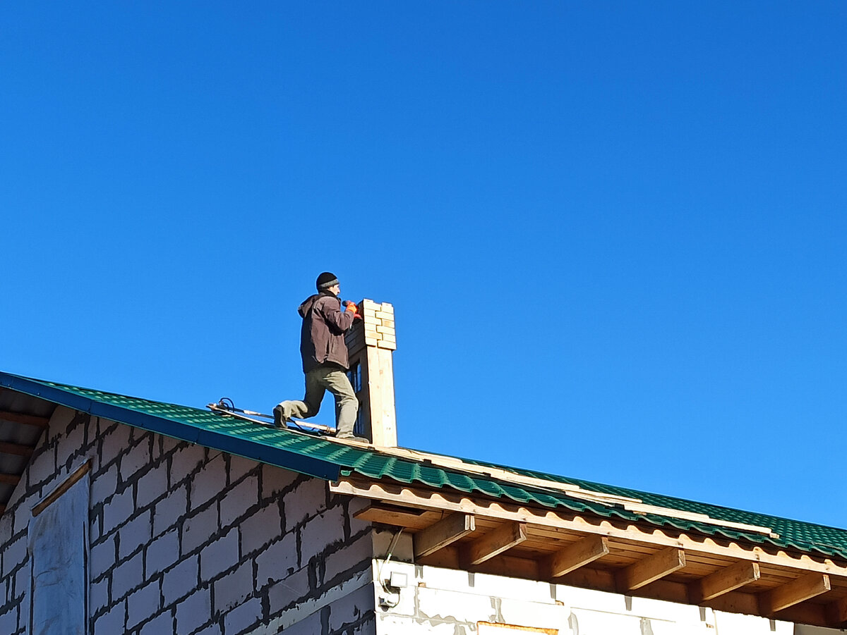 Вентиляция на крыше частного дома: как называется, из чего состоит, как правильно установить