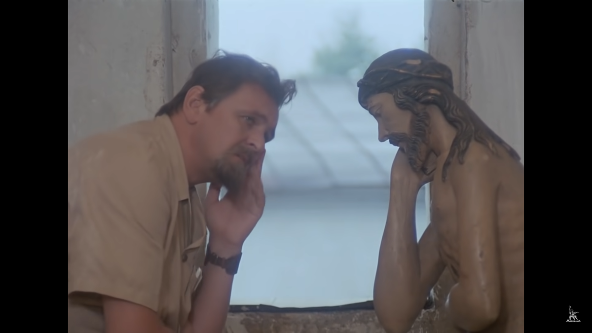 Кадр из кинофильма "Иван Васильевич меняет профессию" (1973). Источник: Youtube-канал "Мосфильма" https://www.youtube.com/watch?v=a50qT9bW2Qo 