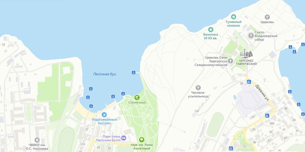 На карте Херсонес Таврический и рядом Парк имени А.Ахматовой