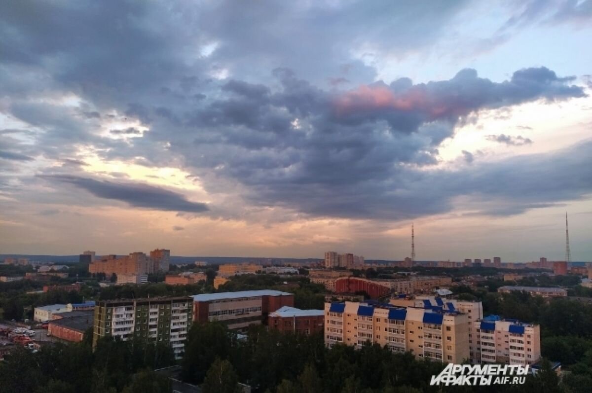    Пермский край оказался зажатым между двумя антициклонами 1 августа
