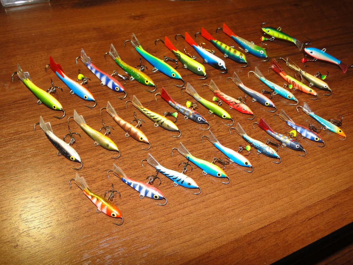 Это фотографировал перед началом сезона, как видно, тут в основном Рапала... Правда, сейчас уже побольше их стало...