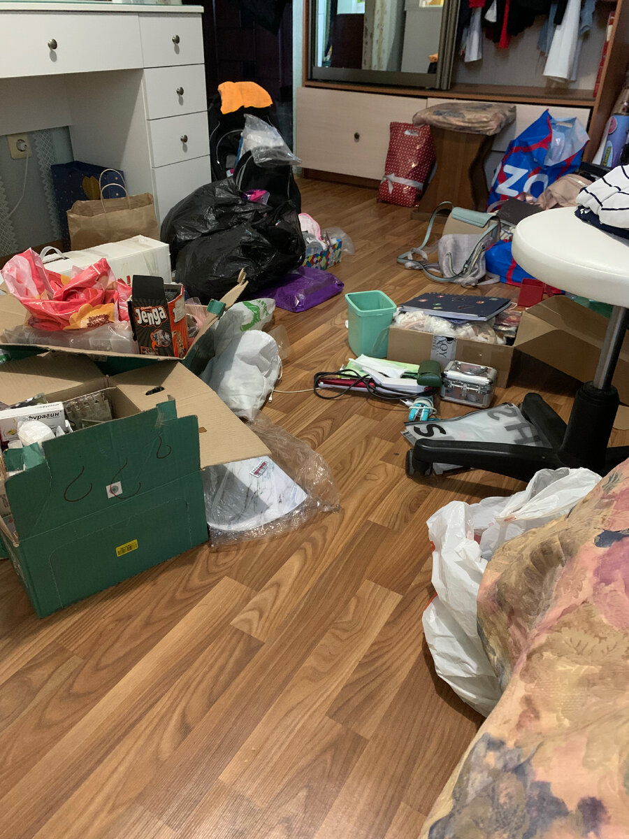 Это ещё совсем немного. Самую жесть я не фоткала😁