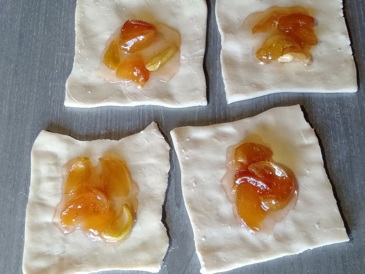 Выкладываем начинку