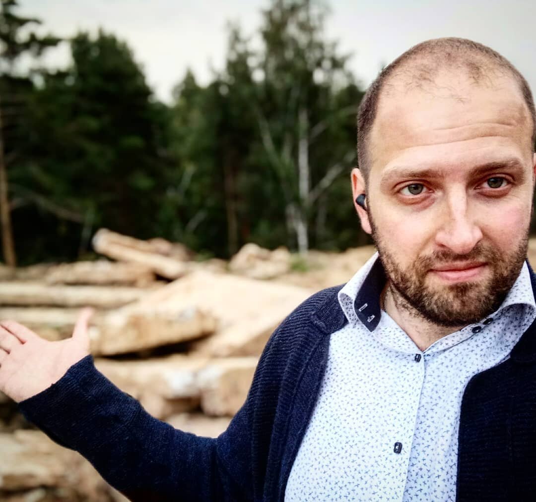 Смалка строительных отходов на улице Ясенной