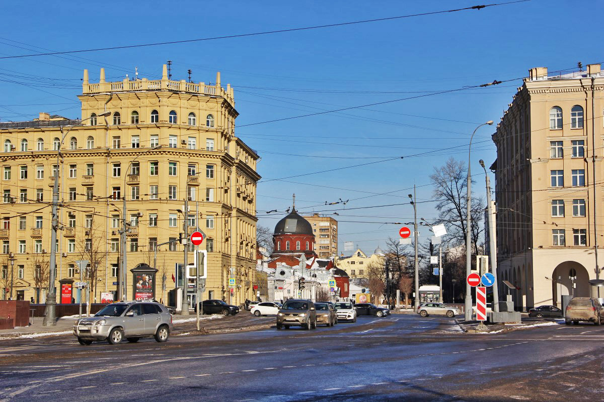 Старые добрые «Кеды» - хостел на Павелецком вокзале в Москве. | Artist  Hostel | Дзен