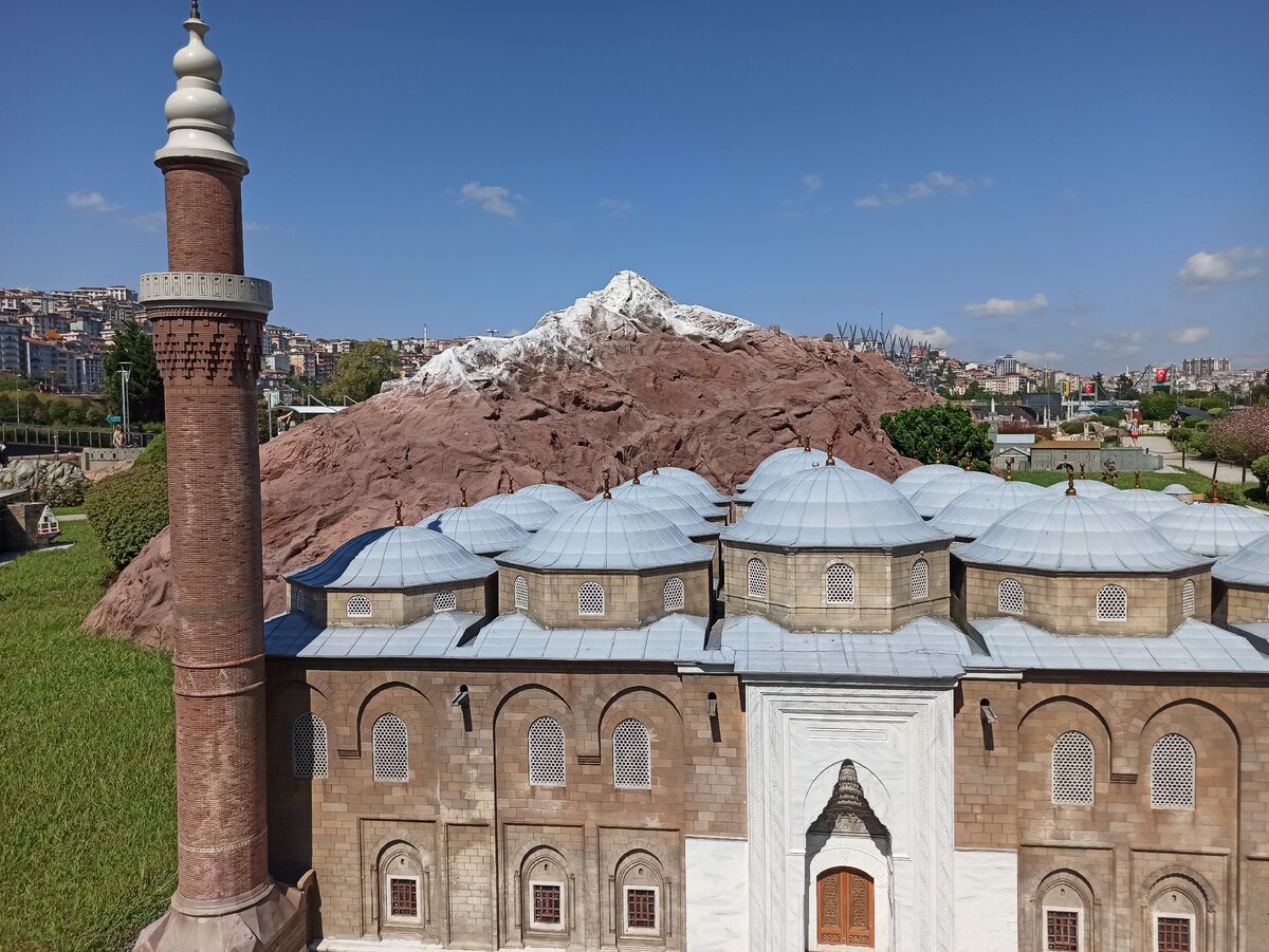 Парк миниатюрк