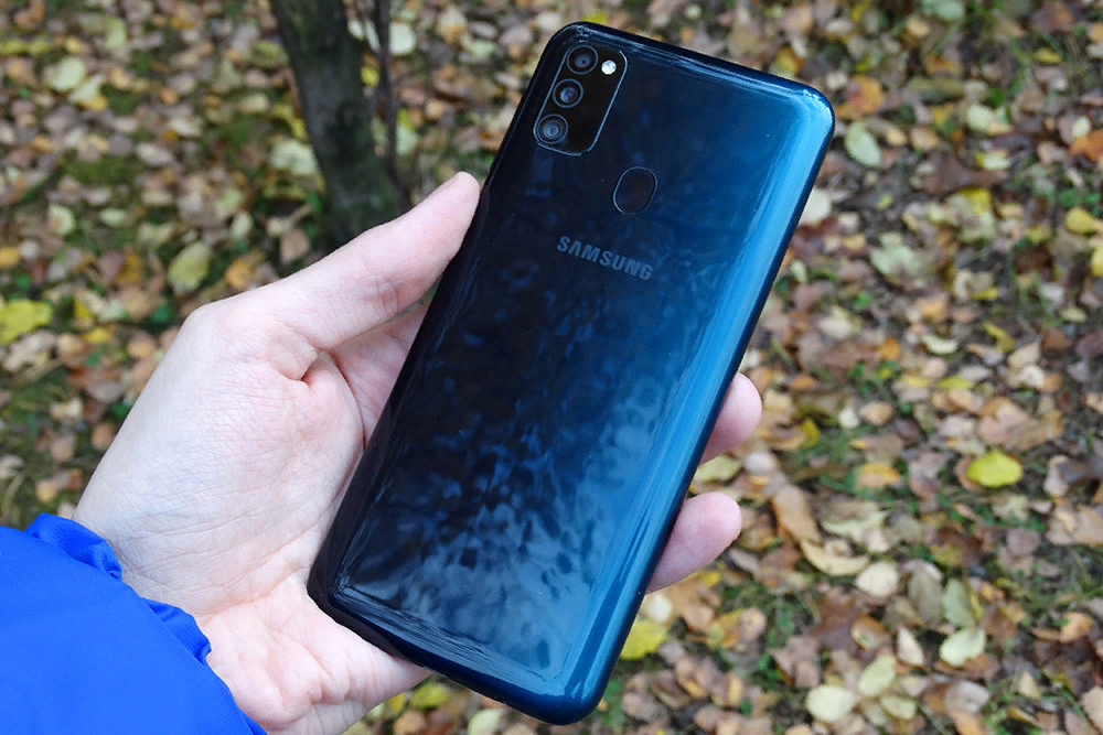 Подешевевший Samsung Galaxy M21, который опережает конкурентов Xiaomi и Realme: 6000мАч, квадро камера, NFC2