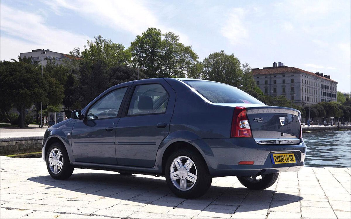 Источник: Яндекс картинки. Renault Logan