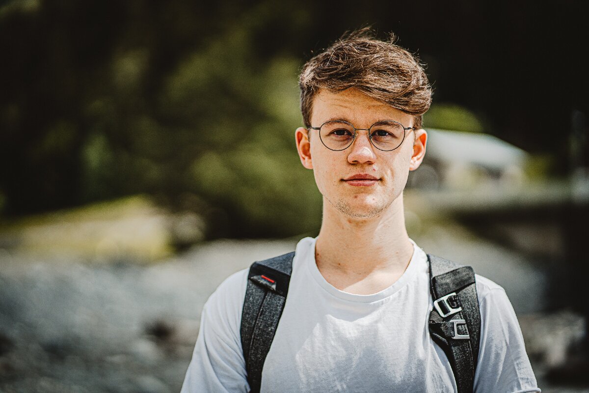 Фото людей подростков. Фотография подростка. Фото подростка. Подросток 17 лет. Подросток 15 лет.