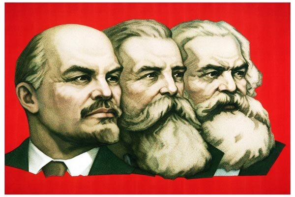 Источник Яндекс. Кто этот мужик посреди основателей марксизма-ленинизма?