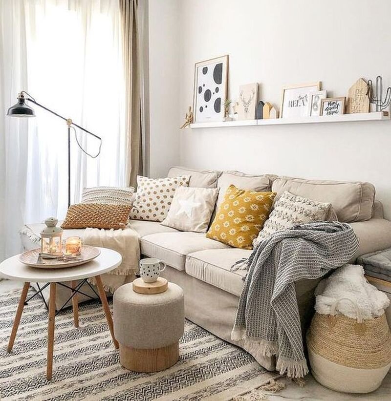 Дизайн современной гостиной в скандинавском стиле.