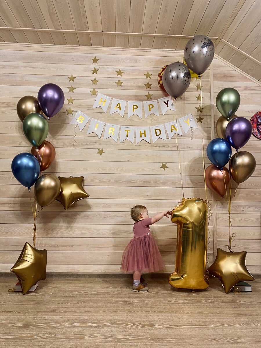 Два фонтана из шариков, звезды и цифра - без гелия 