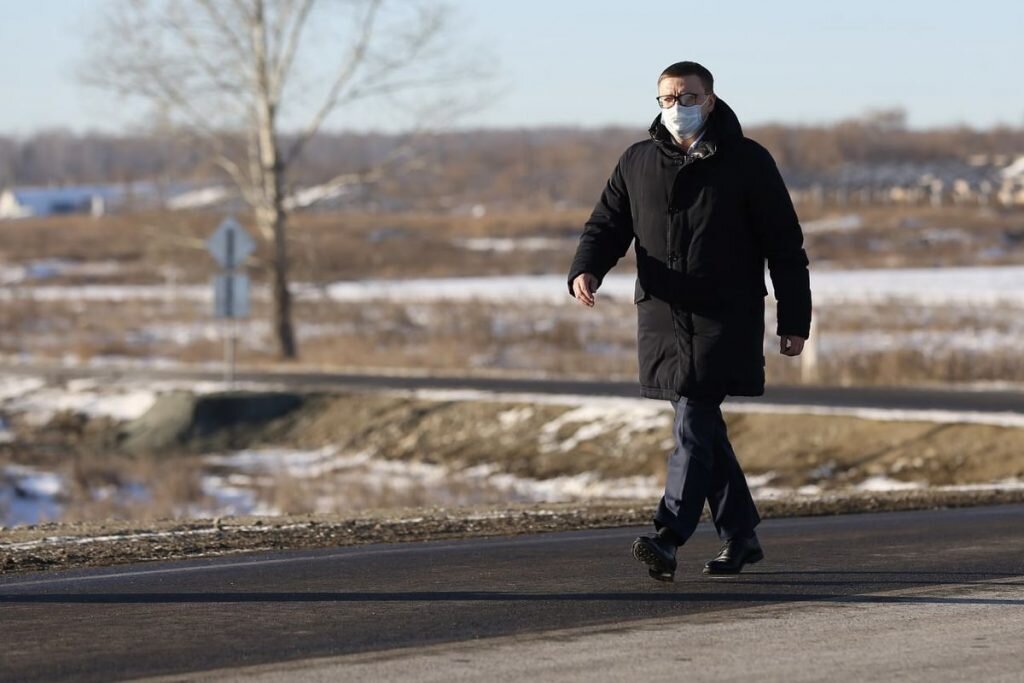Во время сентябрьского визита в город мастеров губернатор Алексей Текслер пообещал Златоусту увеличить дотации на ремонт дорог