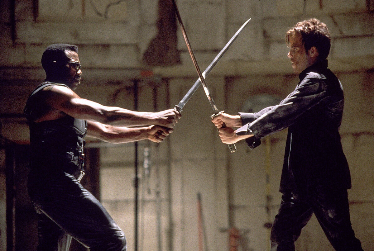 Кадр из фильма "Блэйд" 1999.