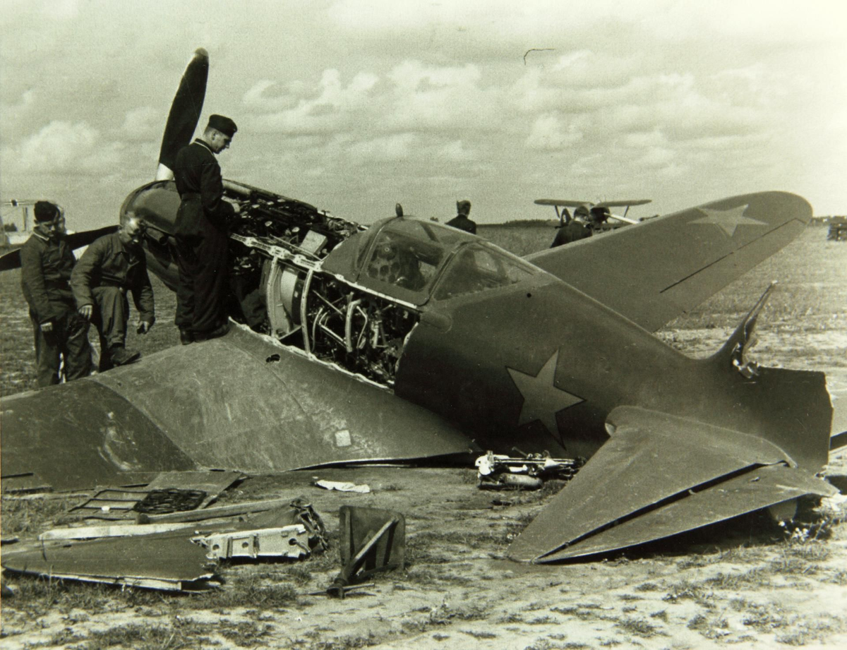 Советские самолеты 1941. Миг-3 1941. Самолёты СССР миг 3 второй мировой войны. Миг 3 1942. Миг-3 истребитель.