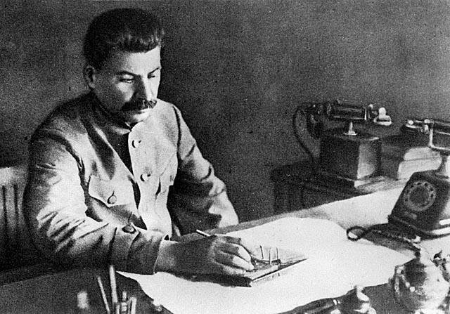 Агент царской. Иосиф Сталин Царская охранка. Сталин агент царской охранки. Сталин в охранке. Сталин был агентом царской охранки.