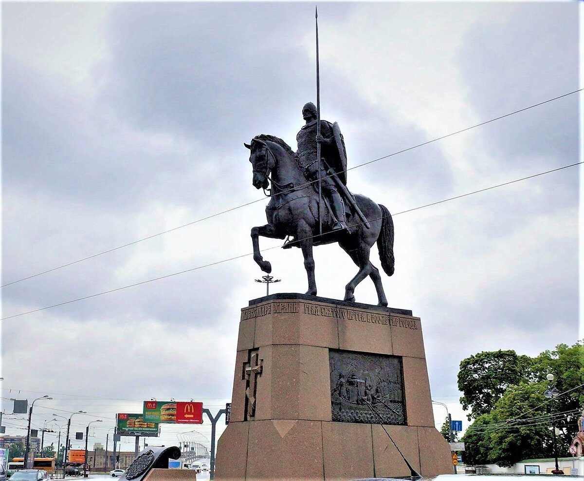 александр невский памятник в санкт петербурге