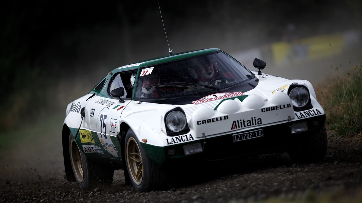 Lancia Stratos: фото с реального ралли.