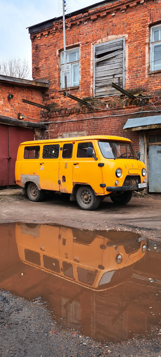 Во дворе Бежецка,  фото автора. 