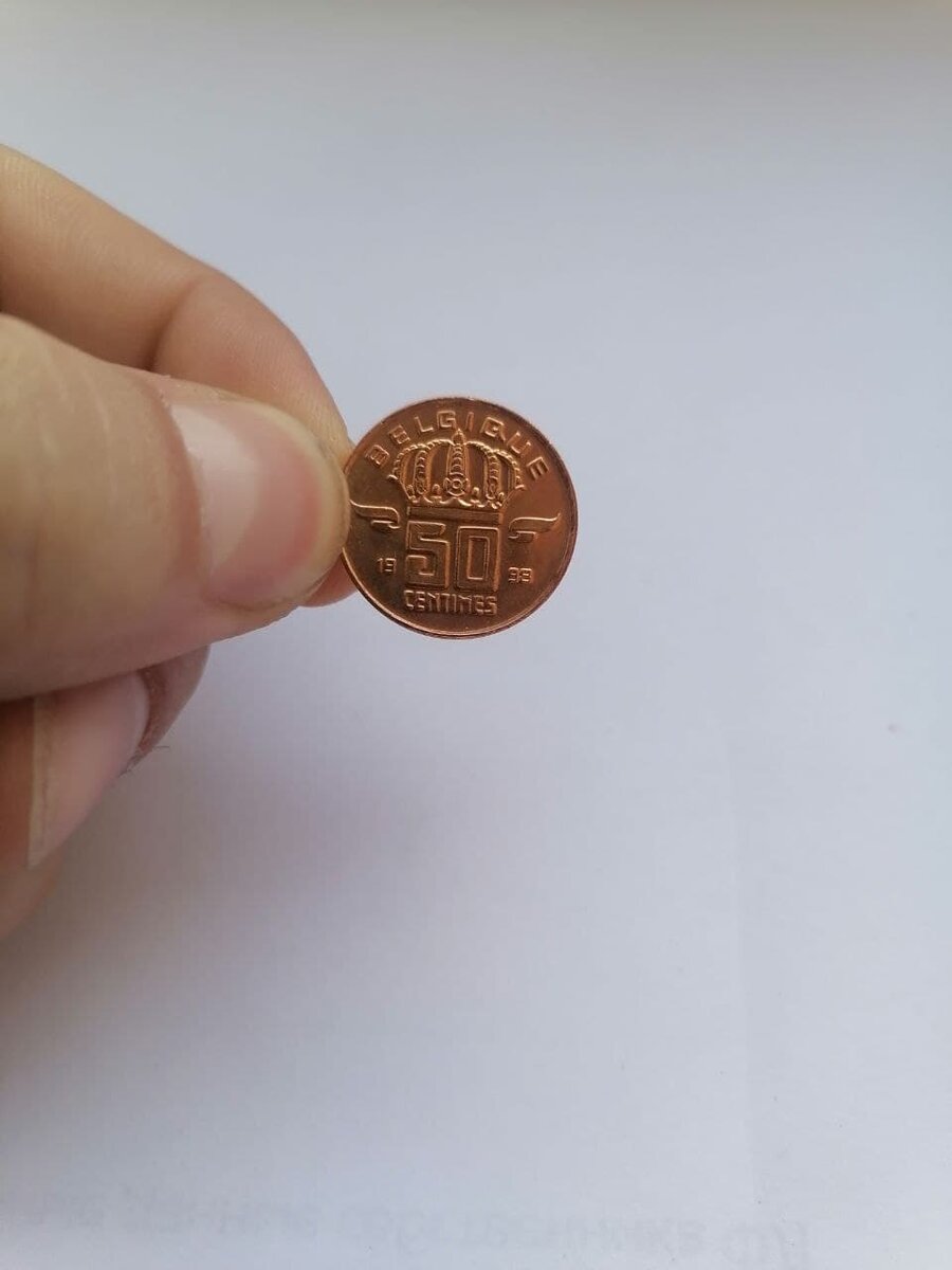 Аверс монеты 50 сантимов Королевства Бельгия