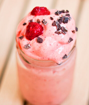 Бананово-земляничный десерт