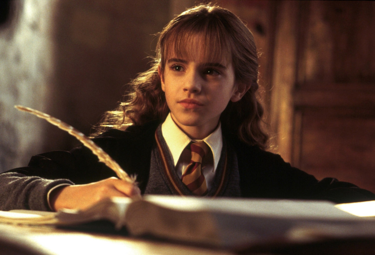 Гермиона, как обычно, что-то записывает (фото www.mynewsdesk.com).