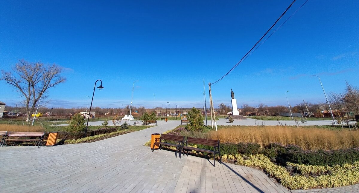 Парк в пос. Октябрьский