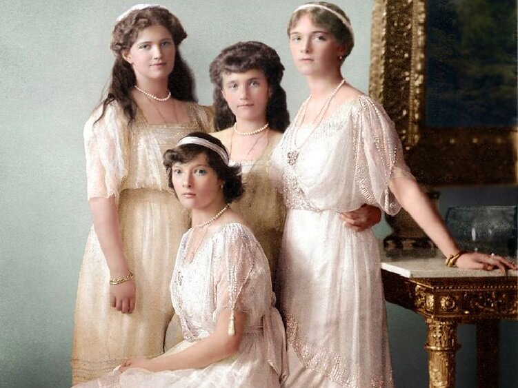 Дочери Николая II (колоризованное фото)